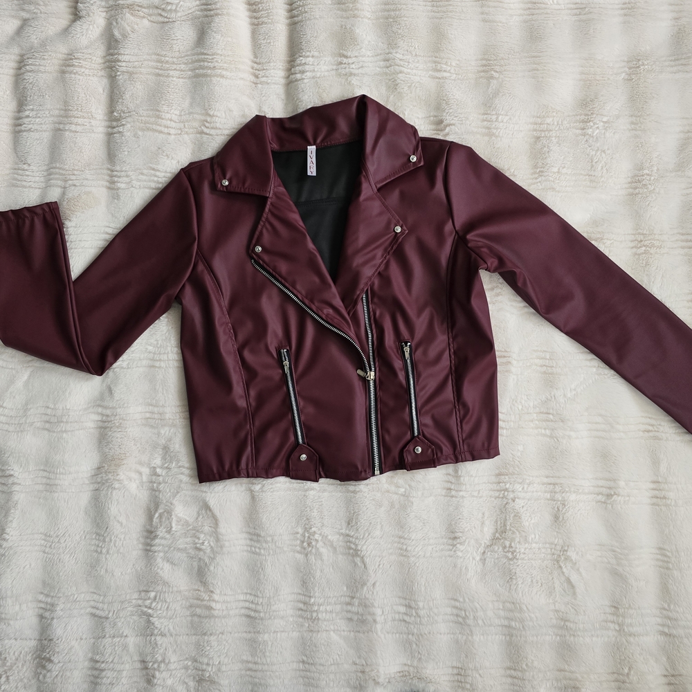 Elegant Burgundy Leather Jacket for Women - Picture 14 of 14